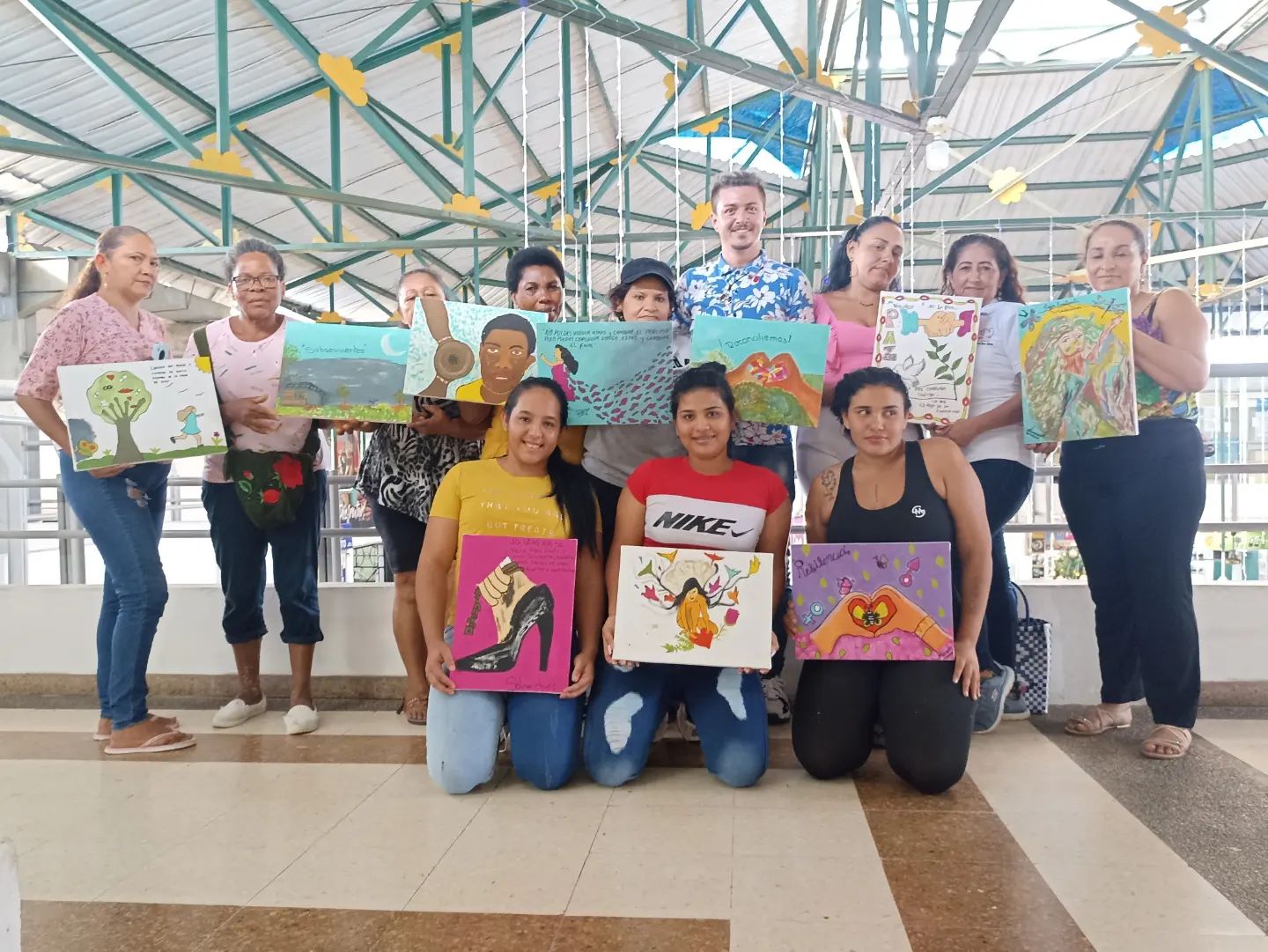 ACOMPA�ANDO A MUJERES V�CTIMAS DE VIOLENCIA SEXUAL Y V�CTIMAS DEL CONFLICTO ARMADO EN LA DORADA