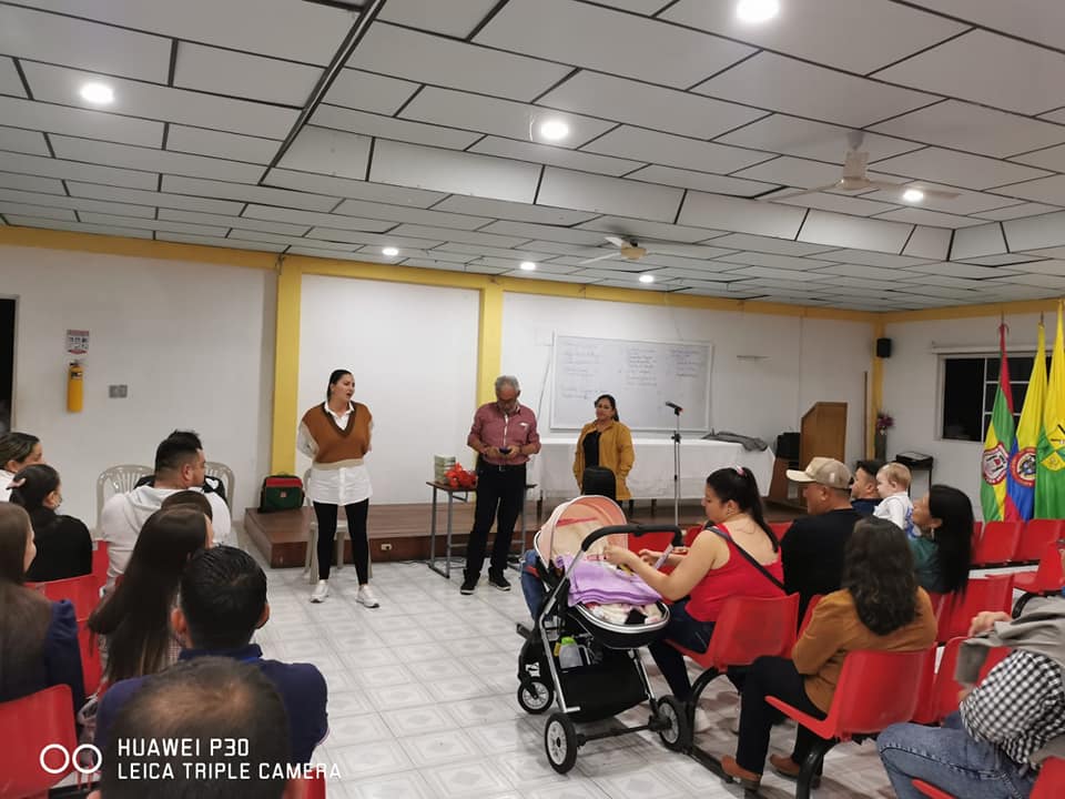 FUNDAMOS LA JUNTA DE EGRESADOS DE LA INSTITUCI�N SAN AGUSTIN