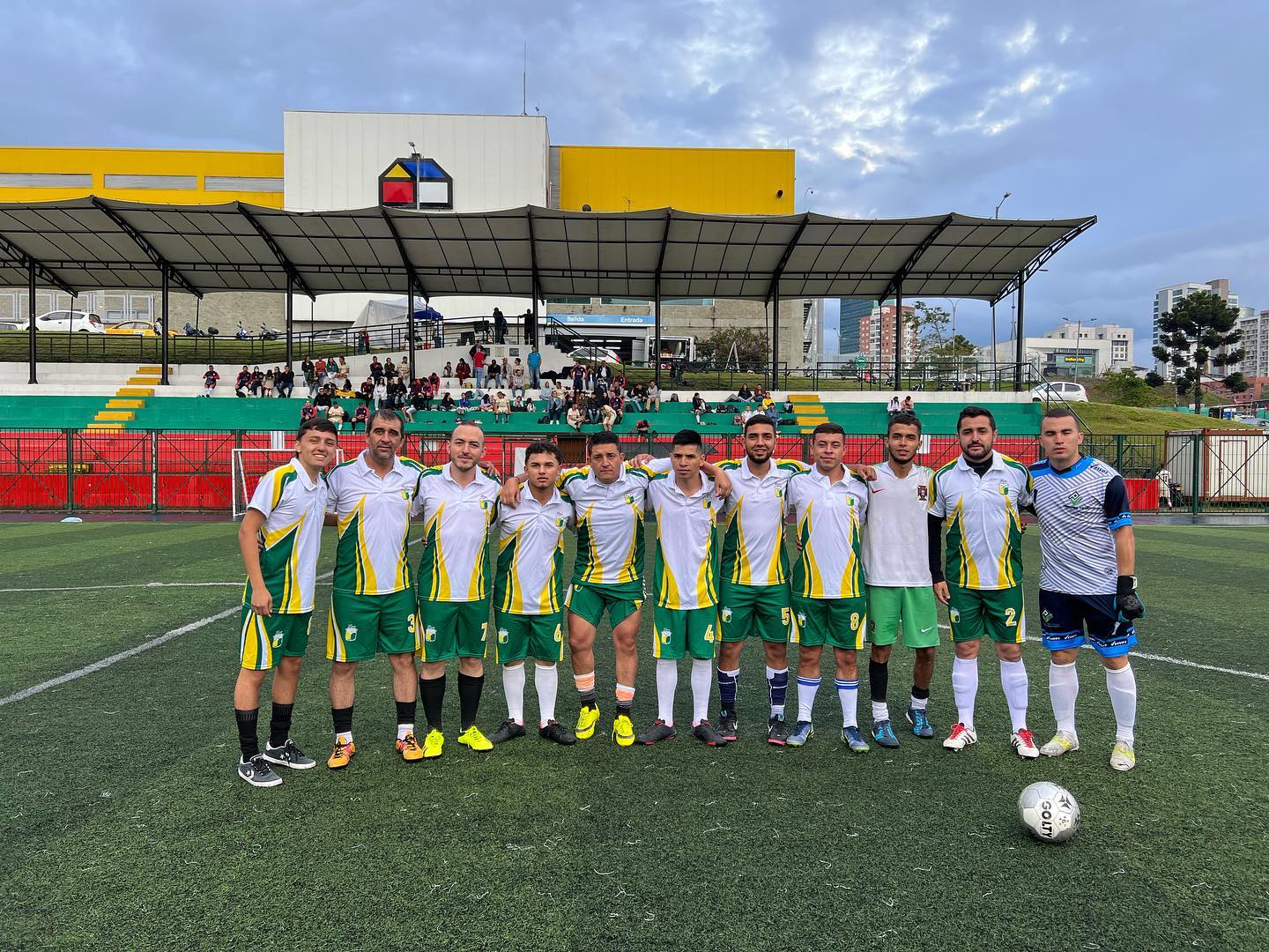 ENCUENTRO DEPORTIVO DE SAMANE�OS RESIDENTES EN MANIZALES