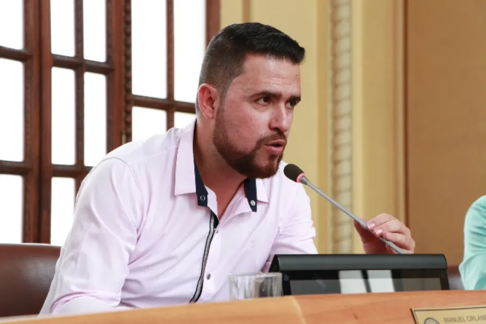 GENTE EN MOVIMIENTO NO PUEDE RENUNCIAR A TENER CANDIDATO A LA GOBERNACI�N: MANUEL ORLANDO CORREA BEDOYA