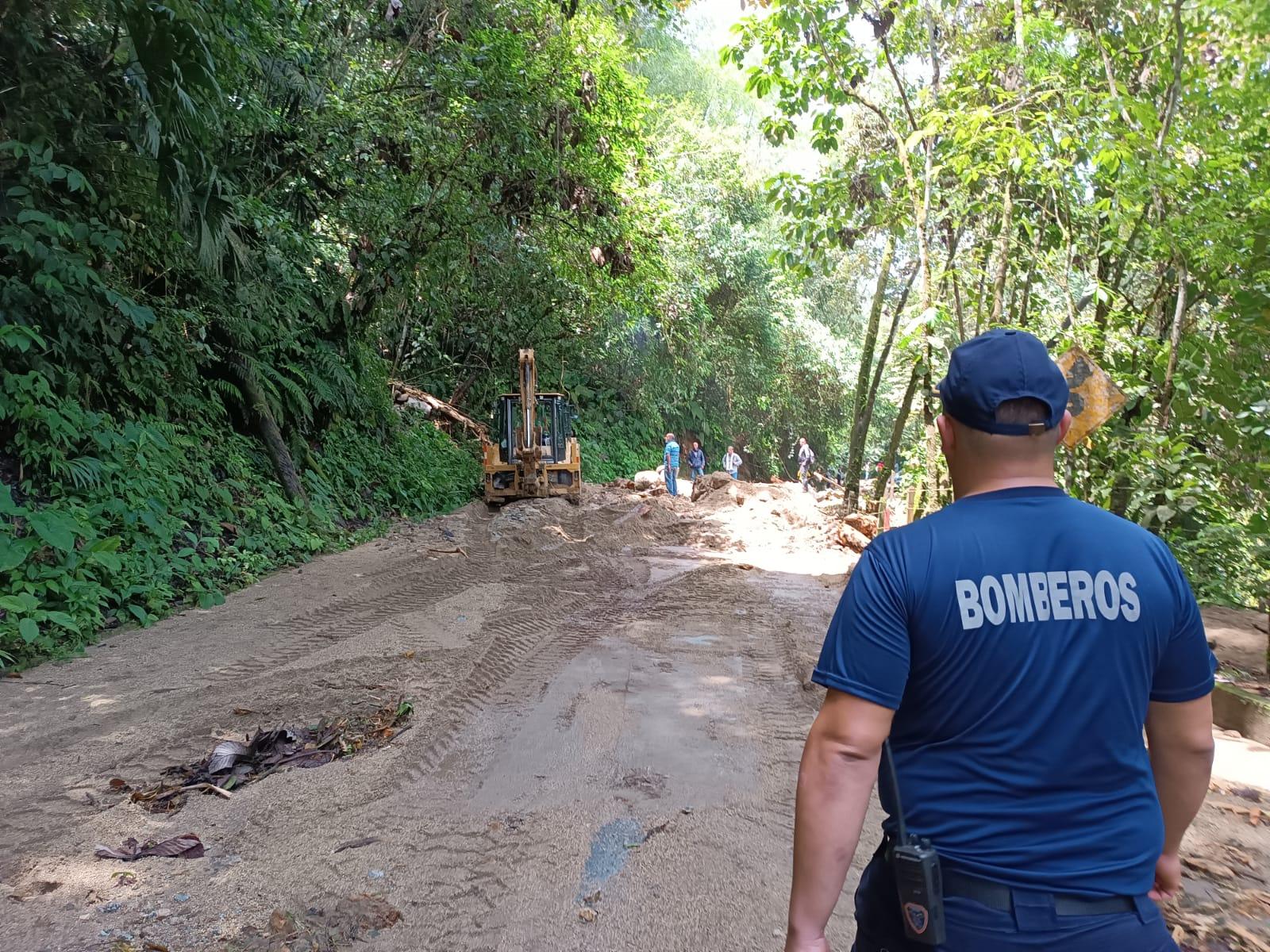 SE HABILITA LA V�A SAMAN� VICTORIA