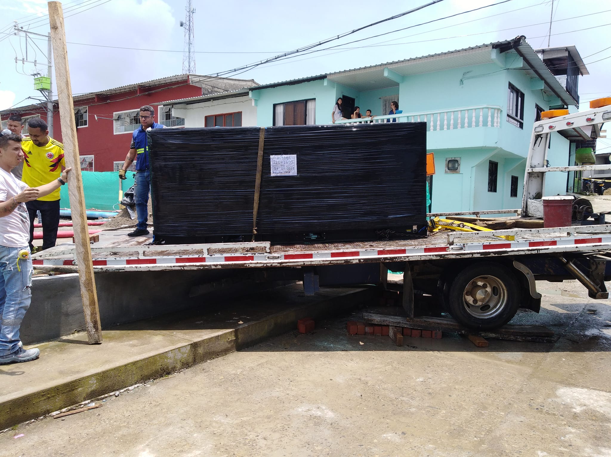 PLANTA GENERADORA DE ENERG�A EL�CTRICA CENTRO DE SALUD SAN DIEGO