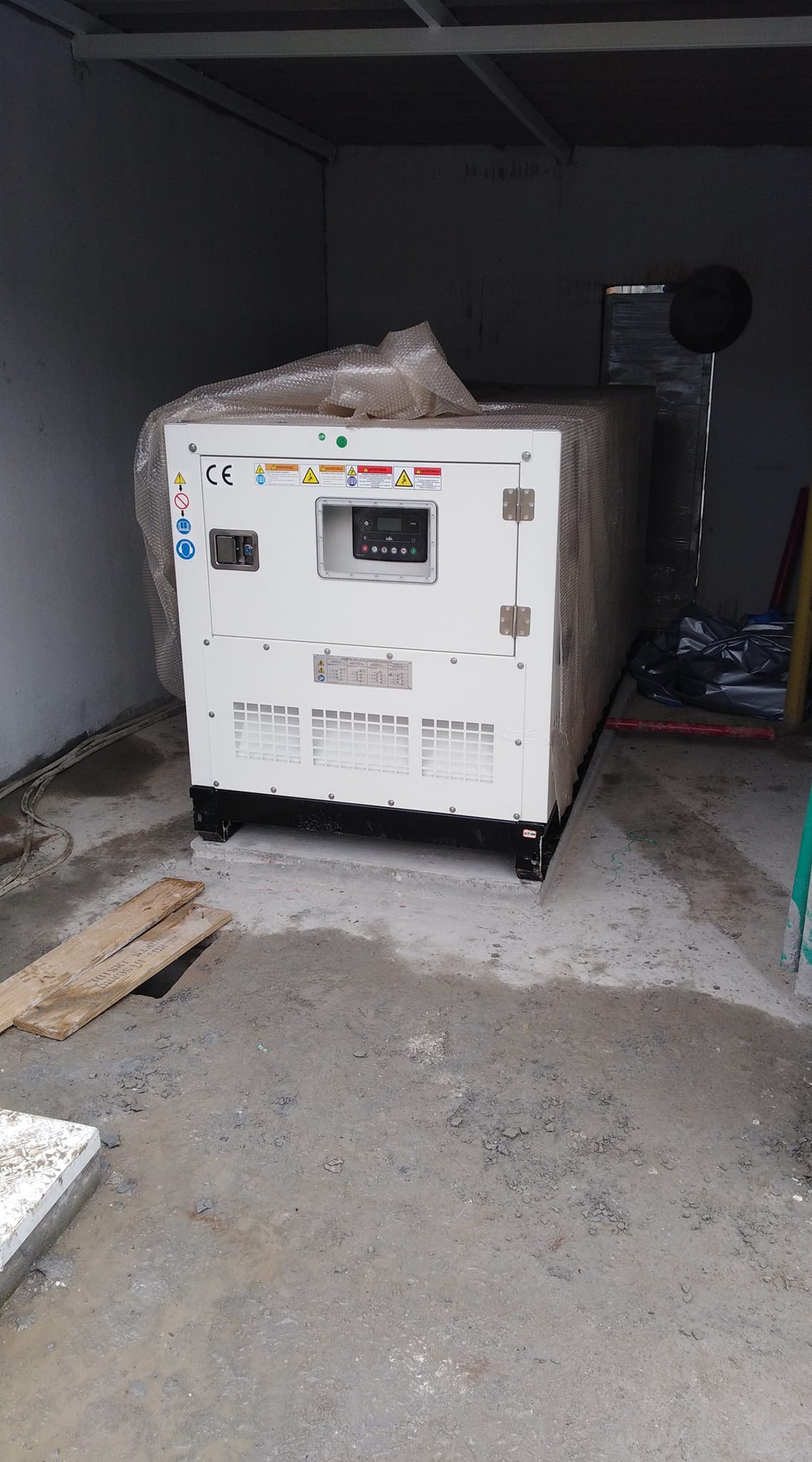 PLANTA GENERADORA DE ENERG�A EL�CTRICA CENTRO DE SALUD SAN DIEGO