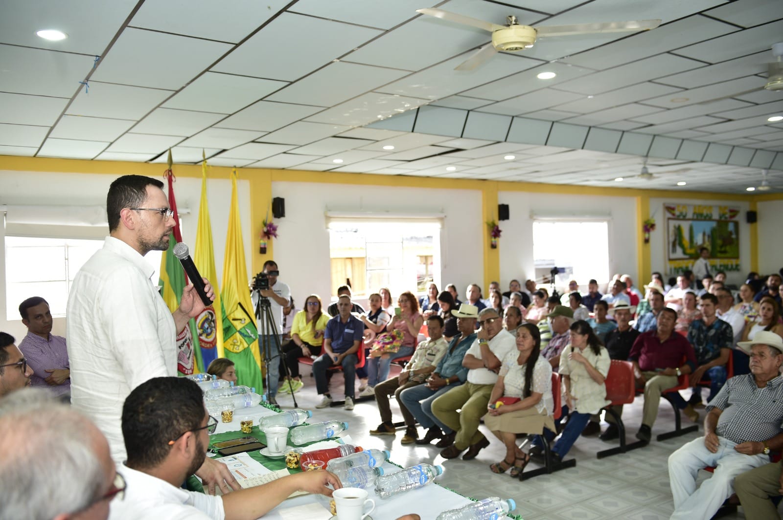 DESTINACI�N DE 2.608 MILLONES DE PESOS PARA LA CONSTRUCCI�N DE UNA CANCHA SINT�TICA