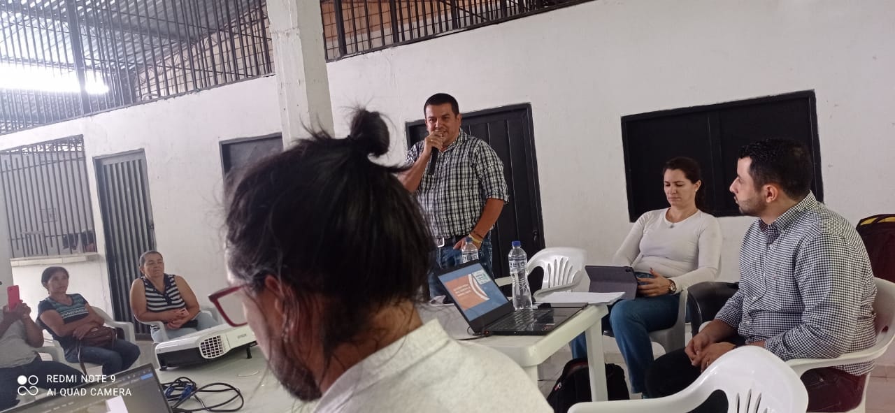 ACOMPA�AMOS A LA ASOCIACI�N DE MINEROS DEL CORREGIMIENTO DE SAN DIEGO