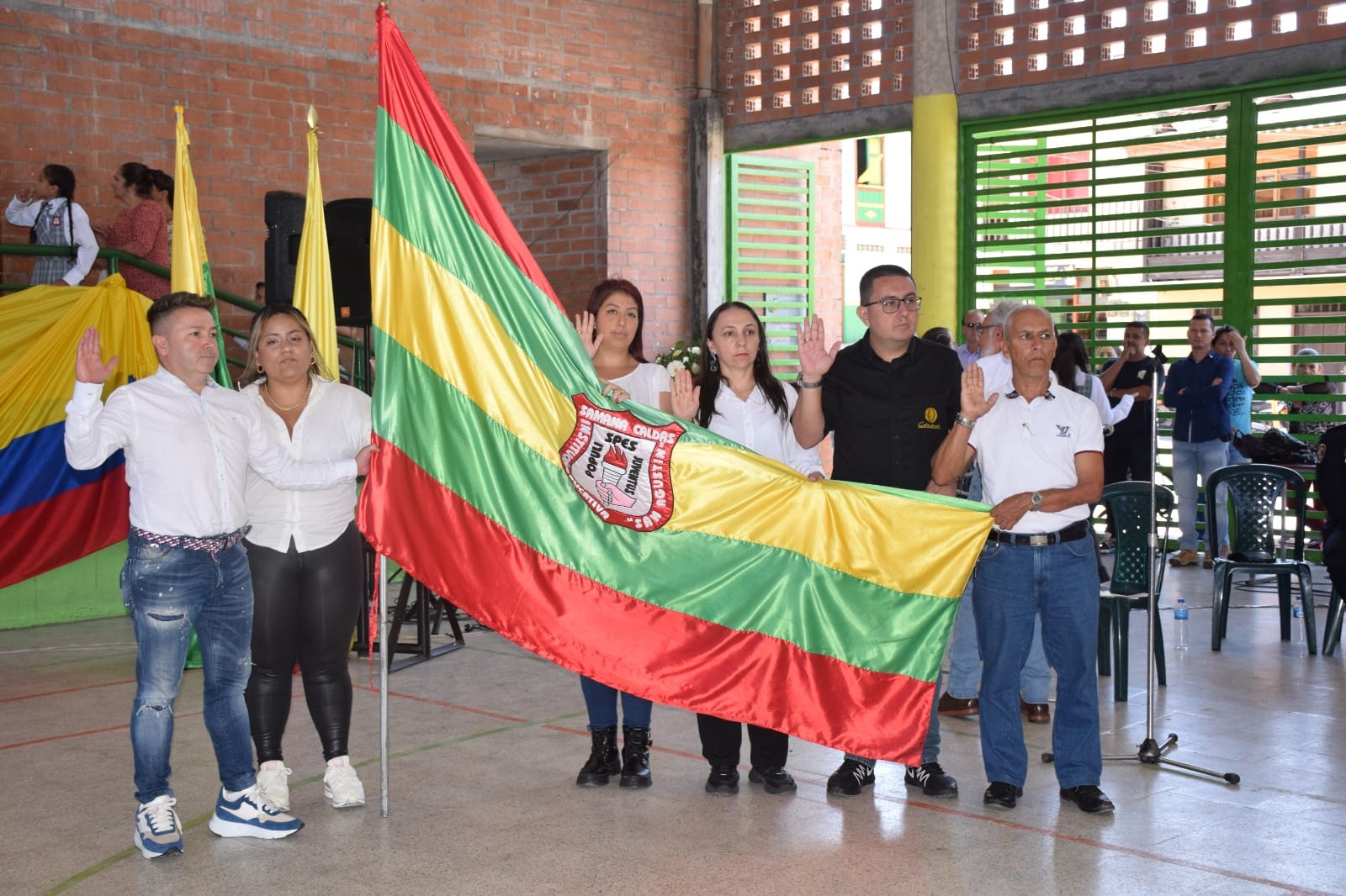 POSESI�N A LA 1 JUNTA DE EGRESADOS DEL INSA