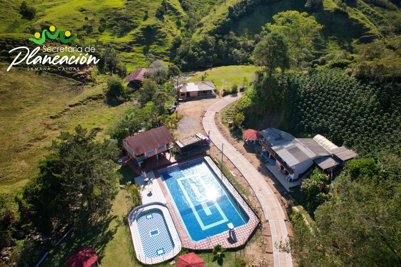  EJECUCI�N DE LA PLACA HUELLA SECTOR LA PISCINA