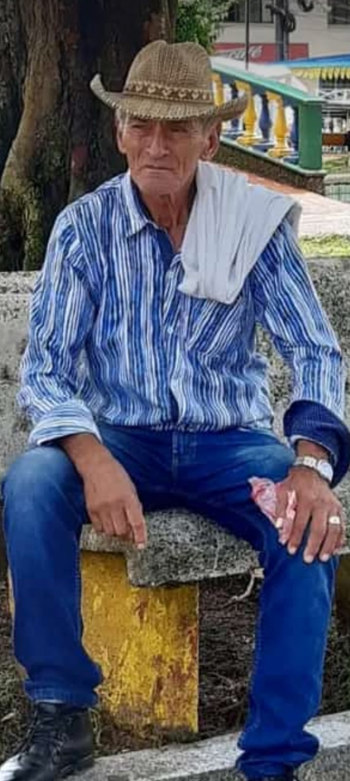 VOLCAMIENTO DE VEH�CULO EN LA VEREDA EL BOSQUE, AL CIERRE DE UN EVENTO POL�TICO