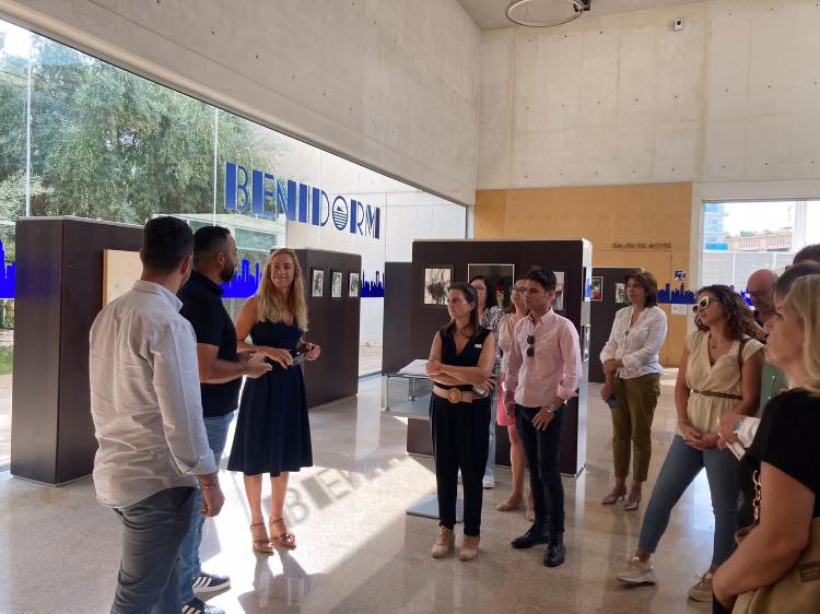 EXPOSICI�N SOBRE MUJERES, NINFAS Y OTRAS MIRADAS