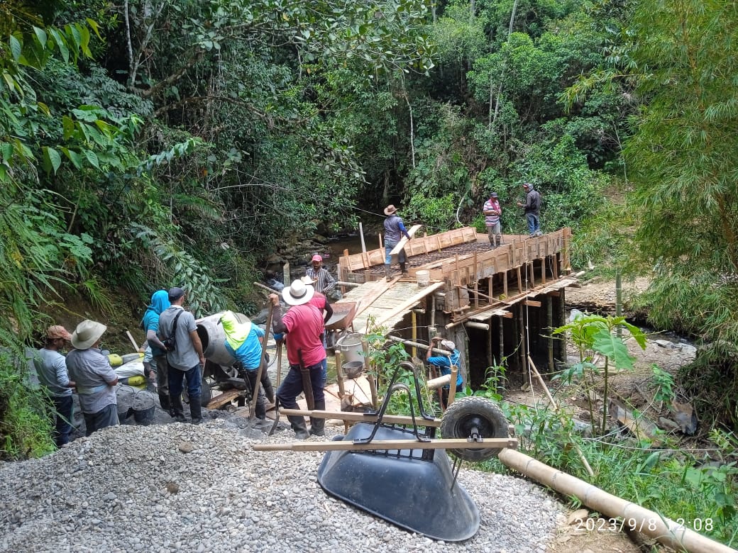 PUENTE VEREDA EL VERGEL 