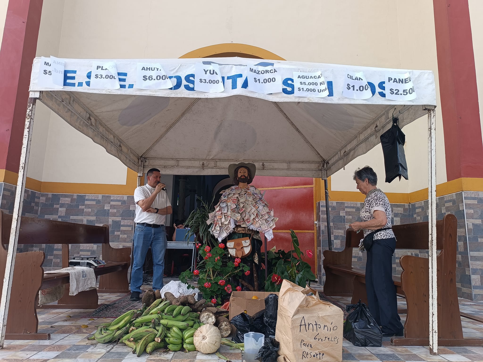FERIA Y ALTAR DE SAN ISIDRO LABRADOR