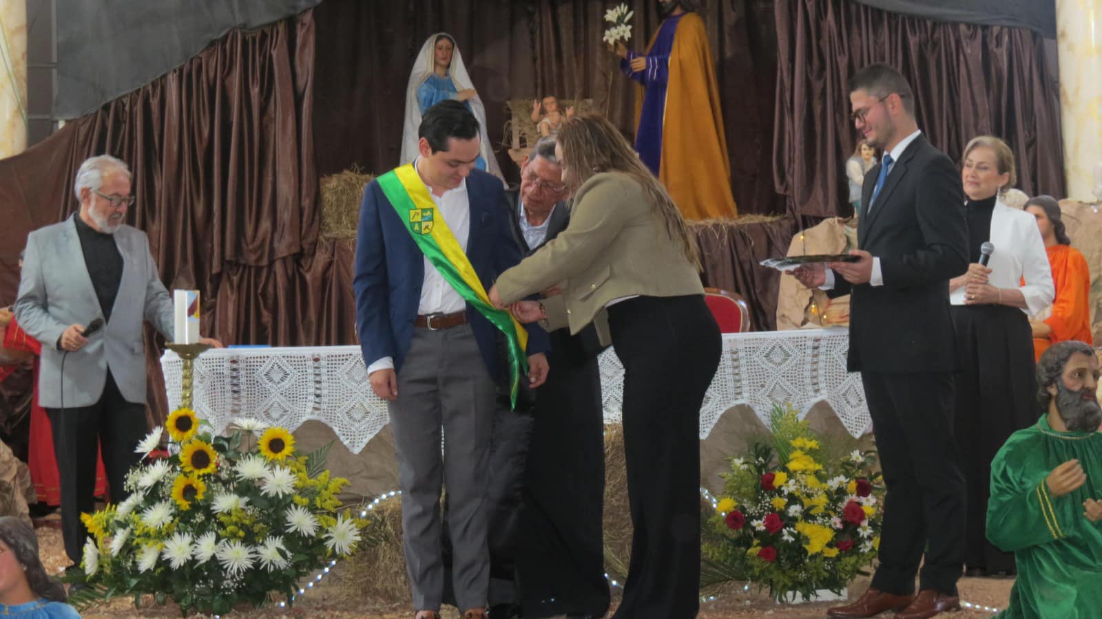 POSESI�N DEL ALCALDE JORGE ANDRES ARANGO TABARES