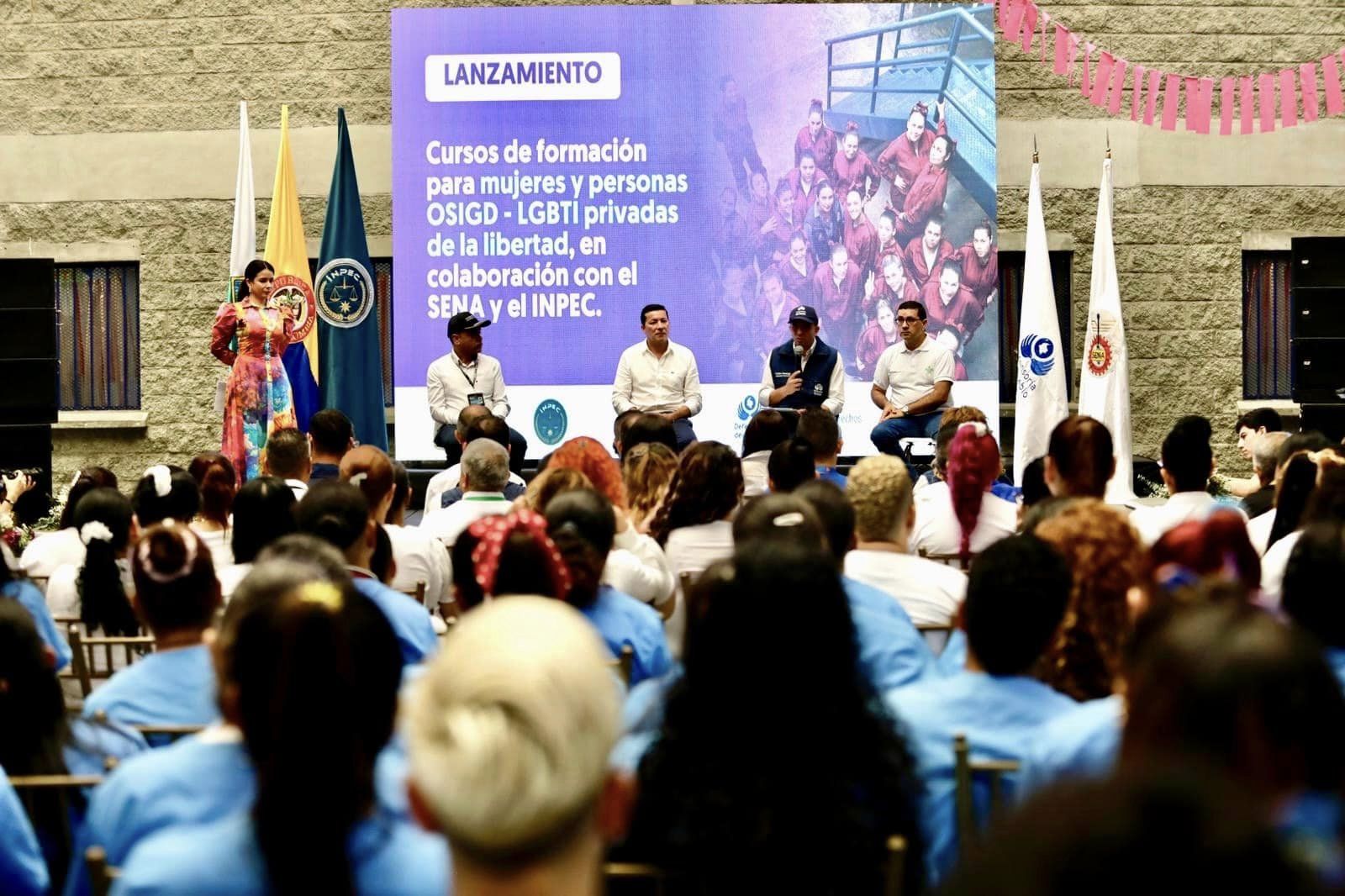 EL REGISTRADOR NACIONAL, HERN�N PENAGOS, ACOMPA�� LA ACTIVACI�N DEL PROGRAMA DE FORMACI�N PARA MUJERES PRIVADAS DE LA LIBERTAD
