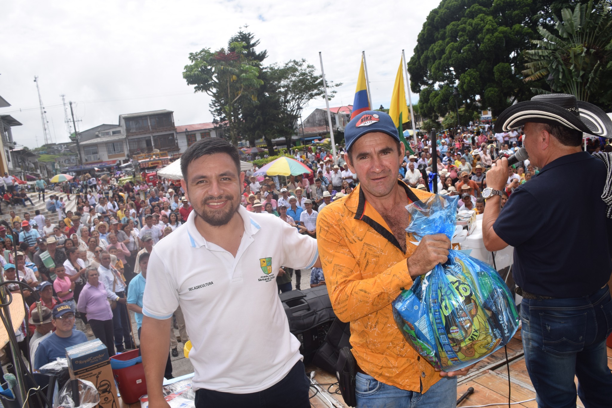 CELEBRACI�N DEL D�A DEL CAMPESINO