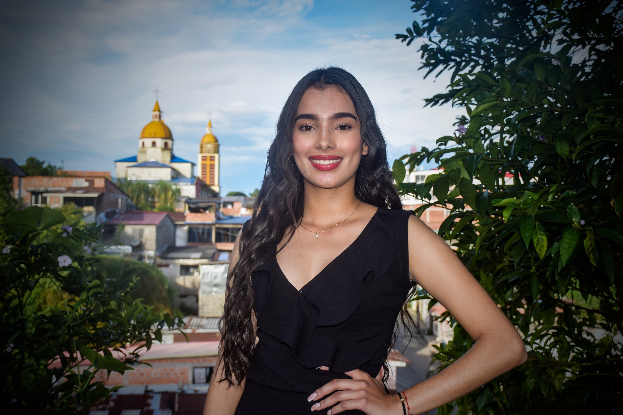  STEFANY HERN�NDEZ QUICENO DE FLORENCIA CANDIDATA AL REINADO AL 55 FESTIVAL DE LOS PALENQUES