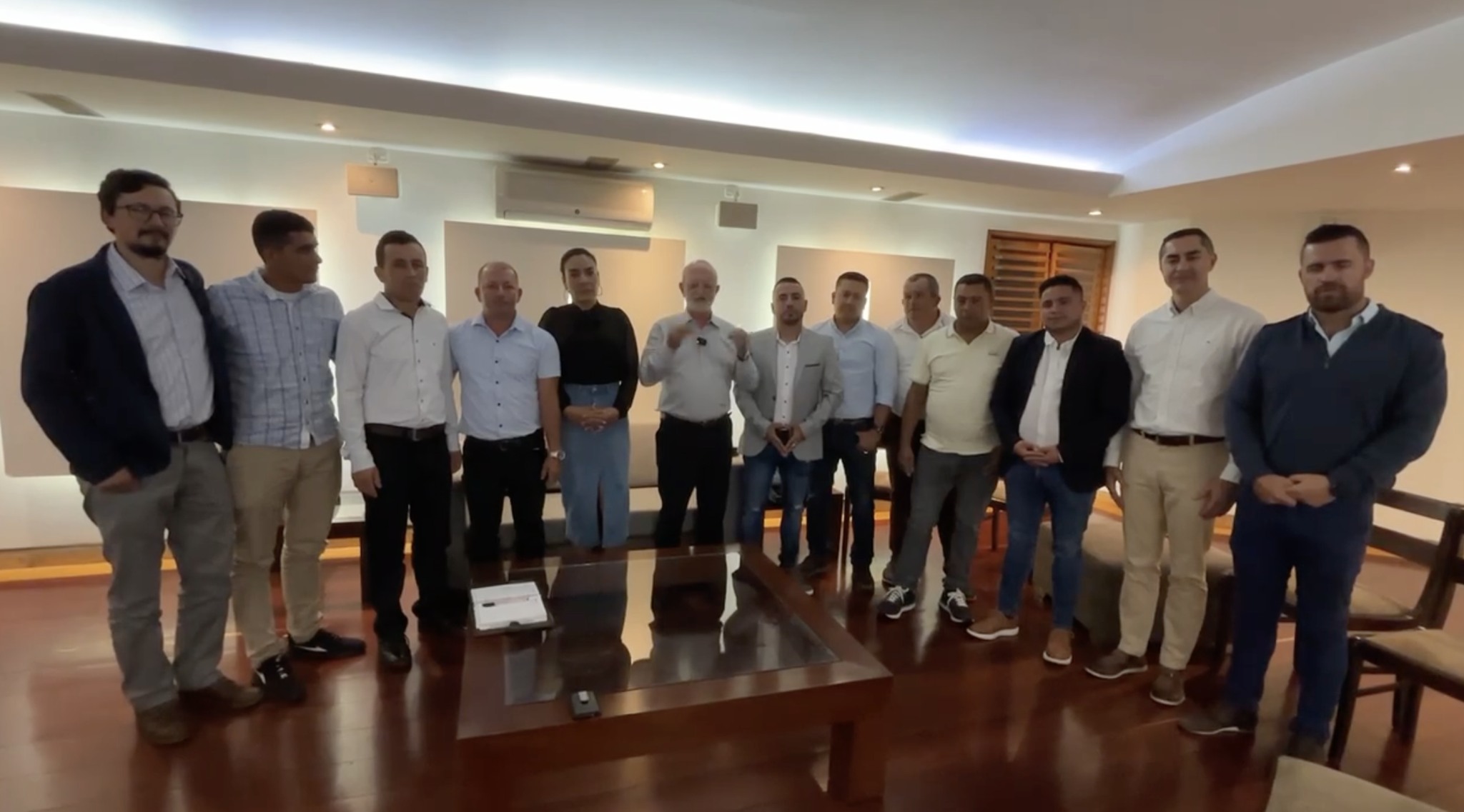 LA OBRA DE LA CANCHA DE F�TBOL EN EL CORREGIMIENTO DE FLORENCIA SE REINICIAR� 