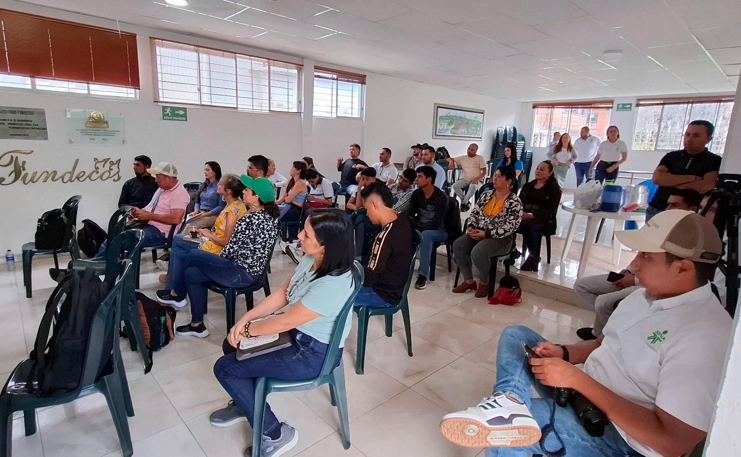 HABLEMOS DE TUR�SMO EN SAMAN�