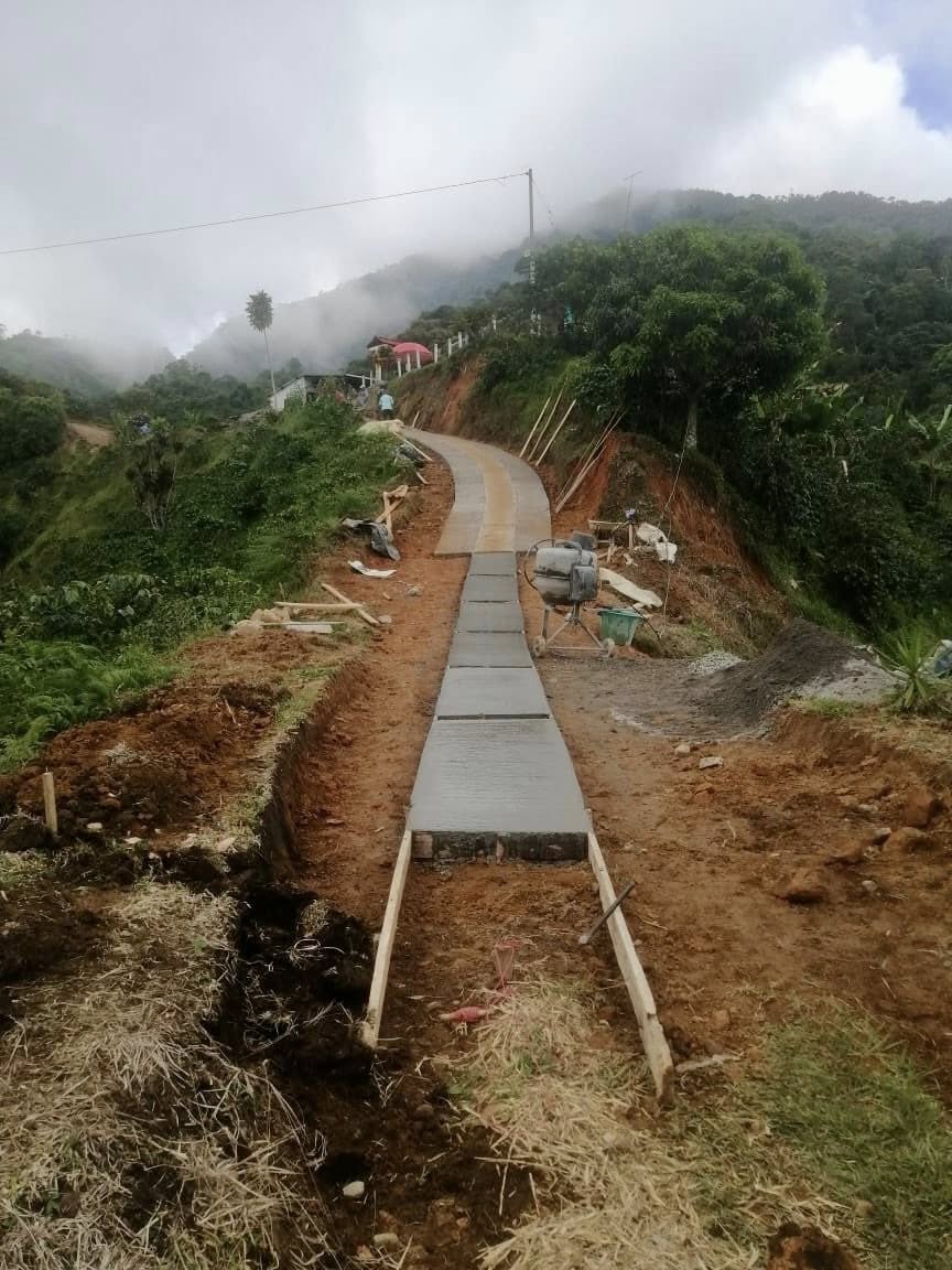  100 METROS DE PLACA HUELLA EN EL SECTOR DE SAN ISIDRO