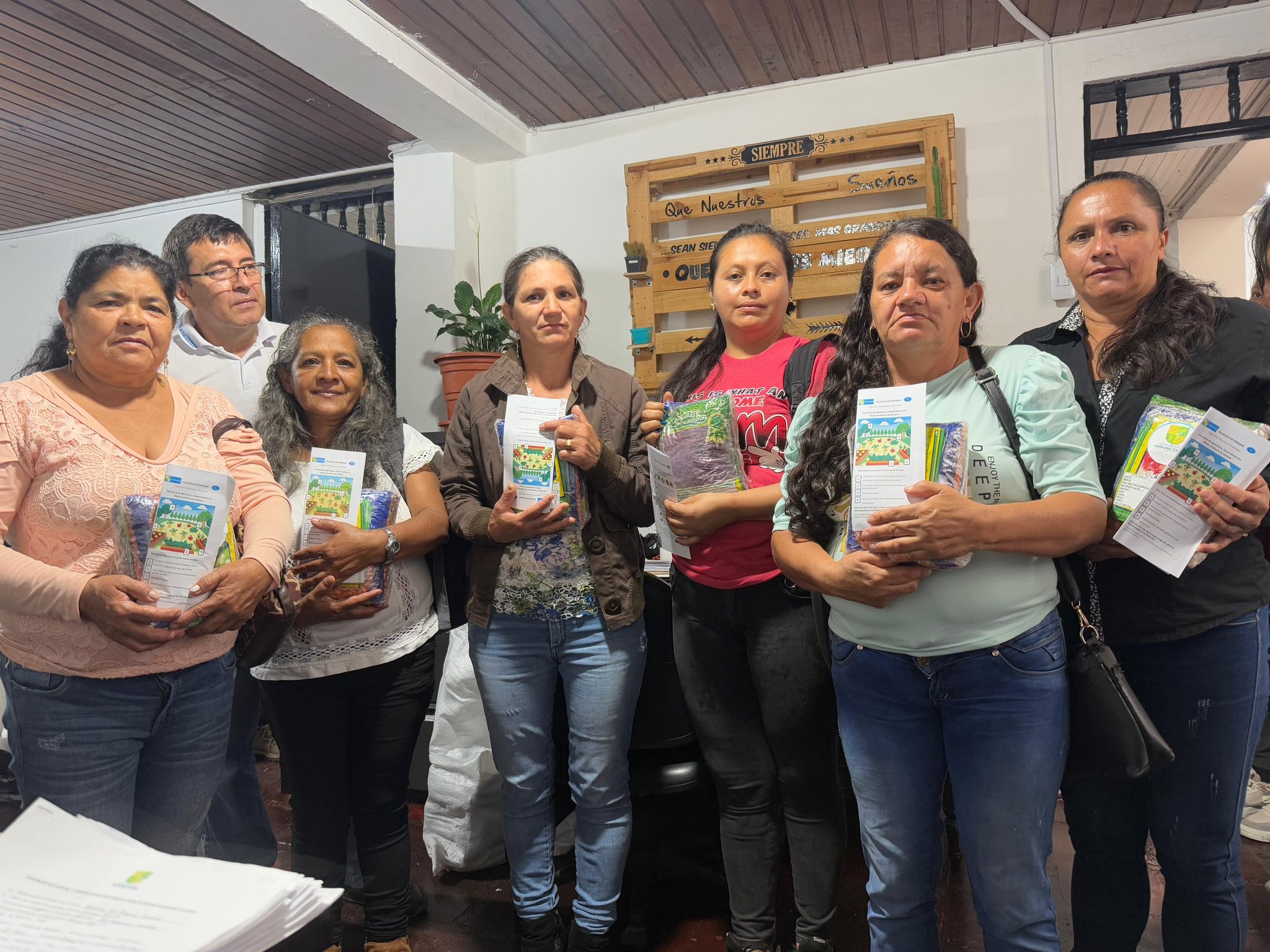 KITS DE SEMILLAS COMO PARTE DEL PROGRAMA DE SEGURIDAD ALIMENTARIA. 