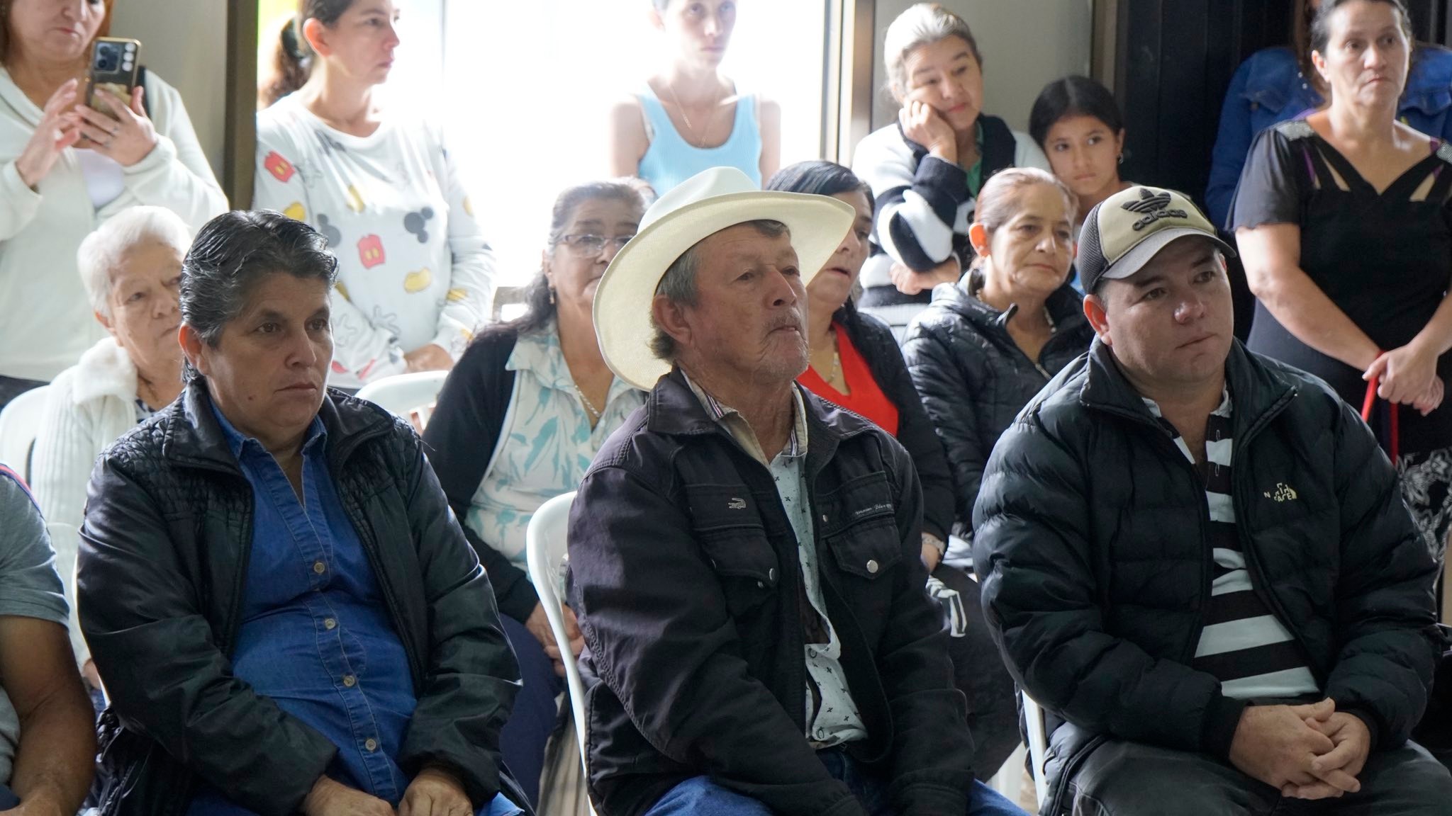 ENTREGA DE 63 KITS ALIMENTARIOS A DAMNIFICADOS POR EL VENDAVAL DEL 20 DE FEBRERO