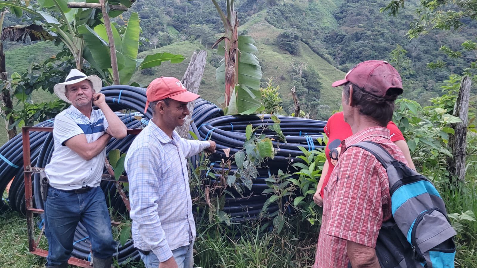 FORTALECIENDO LOS ACUEDUCTOS VEREDALES.
