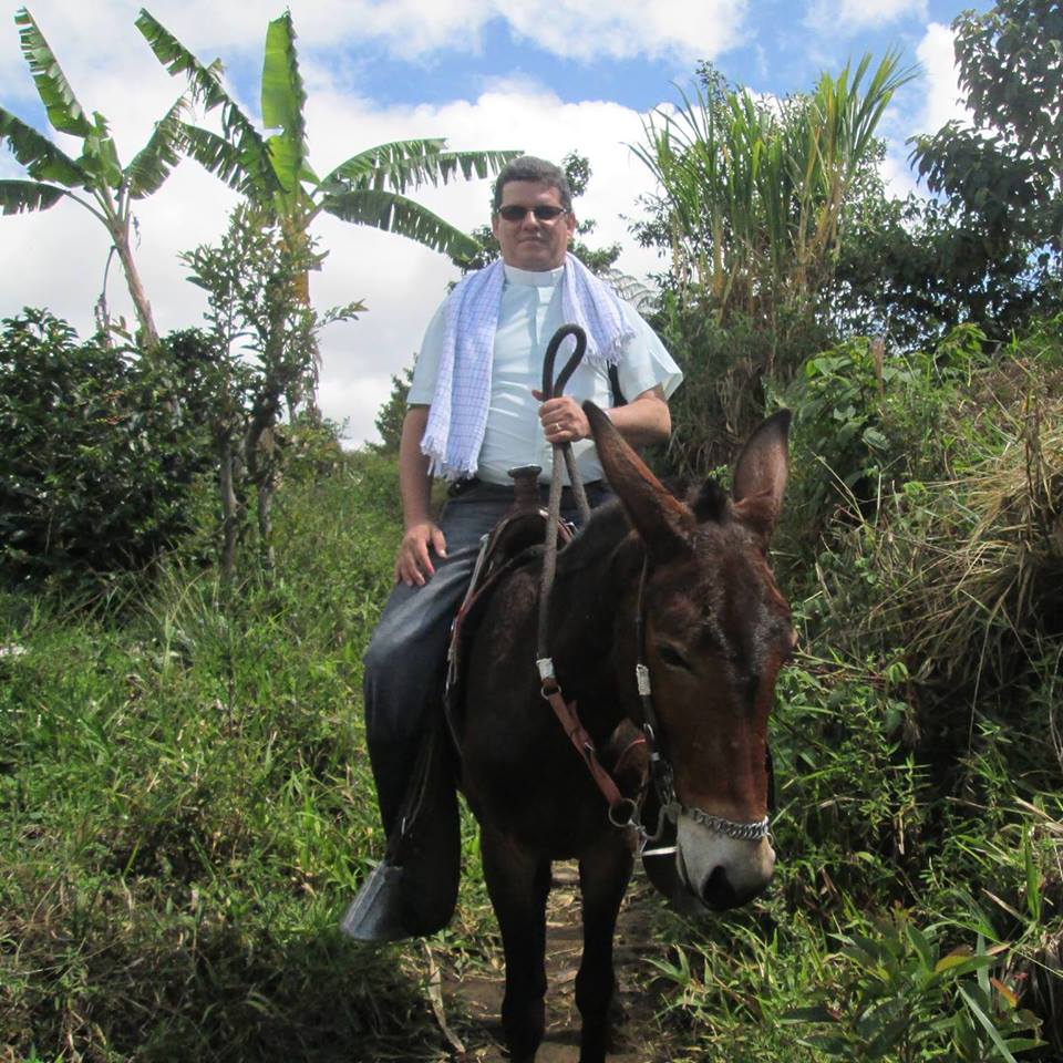 SACERDOTE JOSE ASDR�BAL OSPINA G�MEZ
