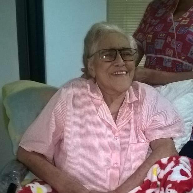 LOLA OSORIO (Dolores)